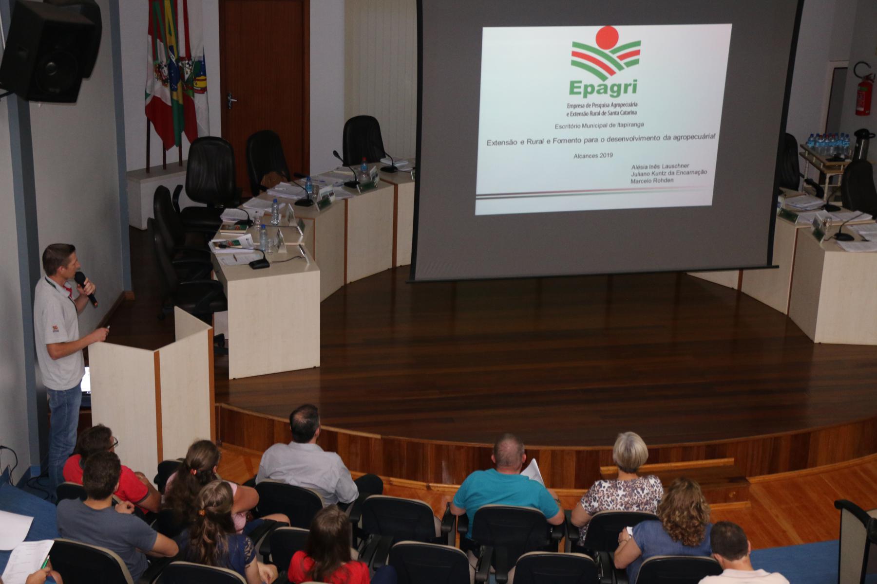 Ações em favor do meio rural foram destaque na Tribuna Livre do Legislativo