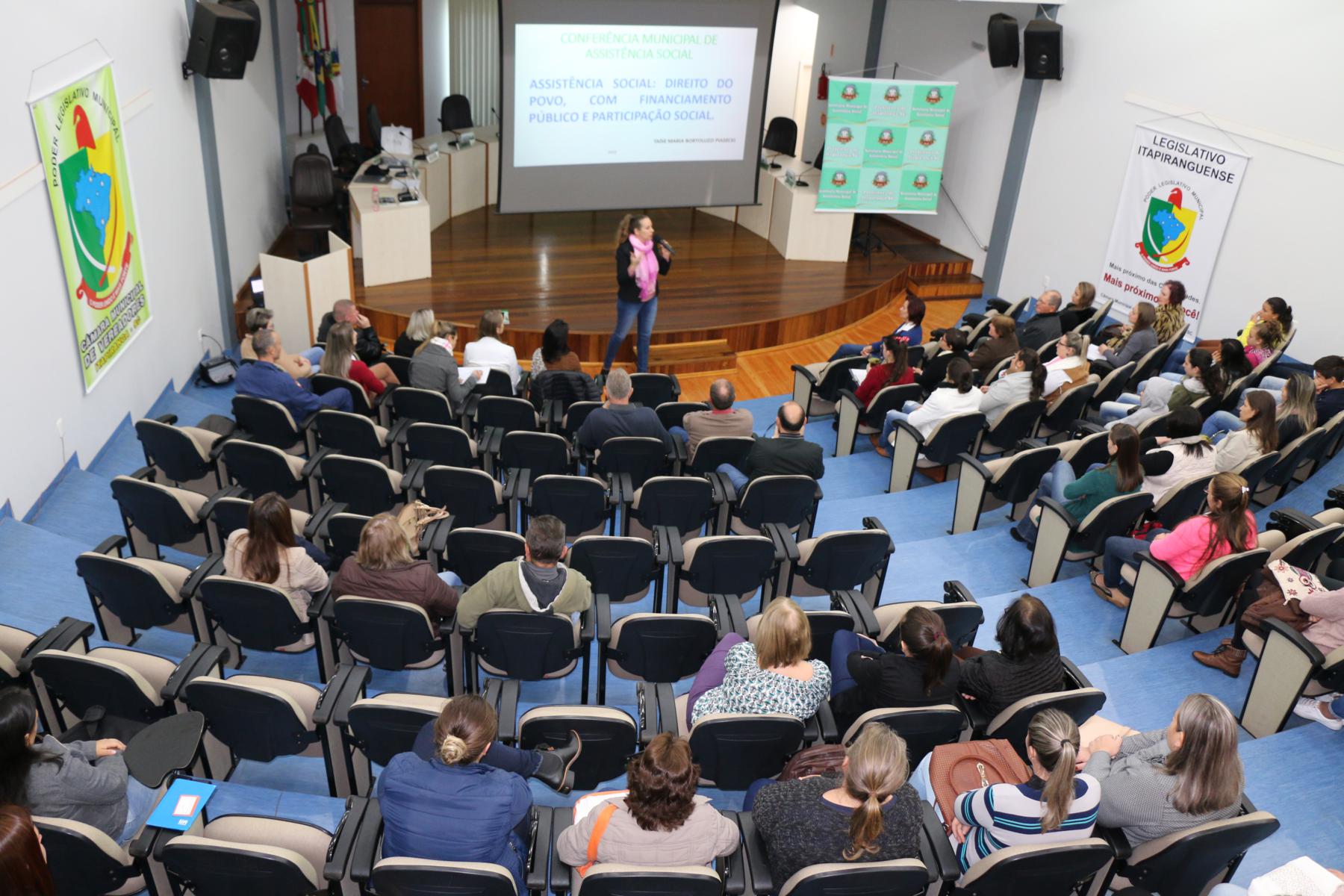 Auditório da Câmara sedia Conferência Intermunicipal de Assistência Social