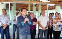 Vereadores participam de inauguração de Escola